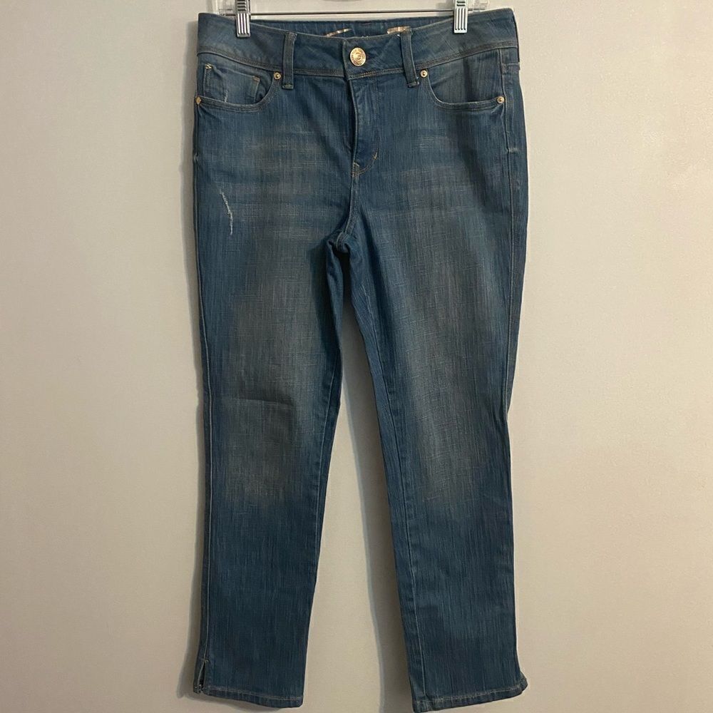 Seven 7 distressed Mid-rise Slim straight leg jeans, size 8
